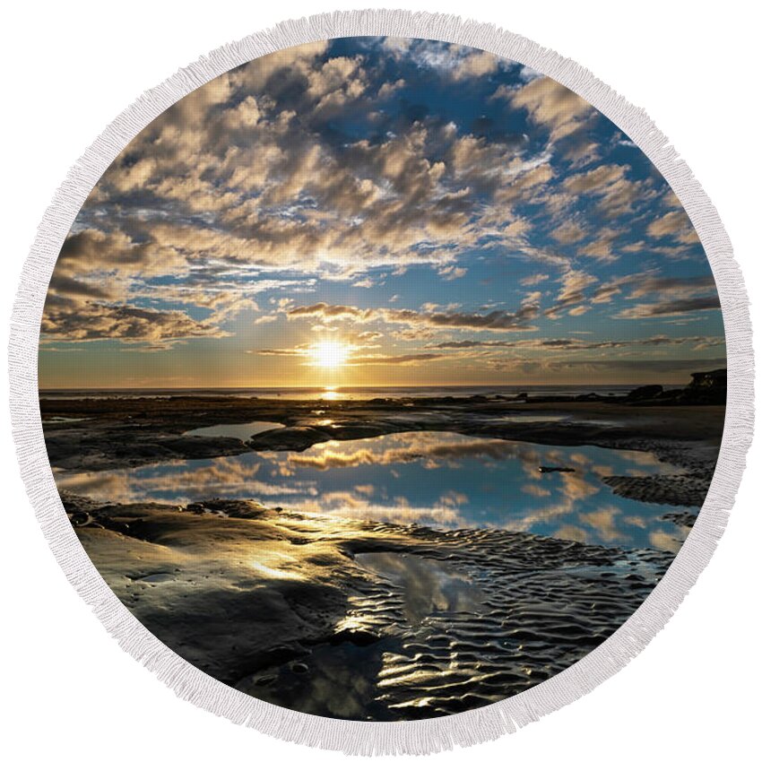 Ocean Round Beach Towel featuring the photograph Encinitas Sunset Landscape Format by Larry Marshall