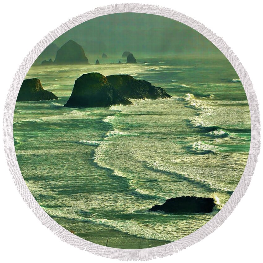 Best Ecola State Park Photography Waves Round Beach Towel featuring the photograph Endless Waves Ecola by William Rockwell