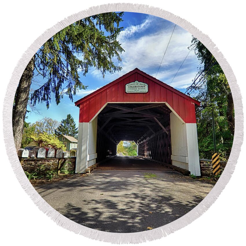 Uhlerstown Round Beach Towel featuring the photograph Entrance to Uhlerstown Covered Bridge by Mark Miller