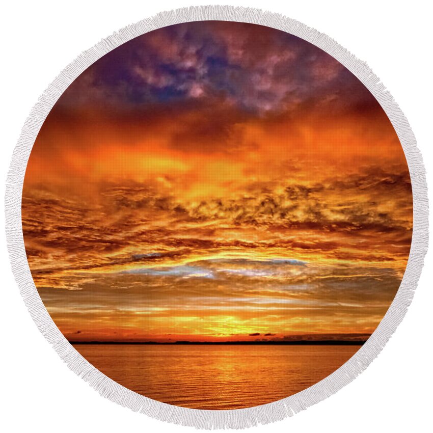 Sunset Round Beach Towel featuring the photograph Fire Over Lake Eustis by Christopher Holmes
