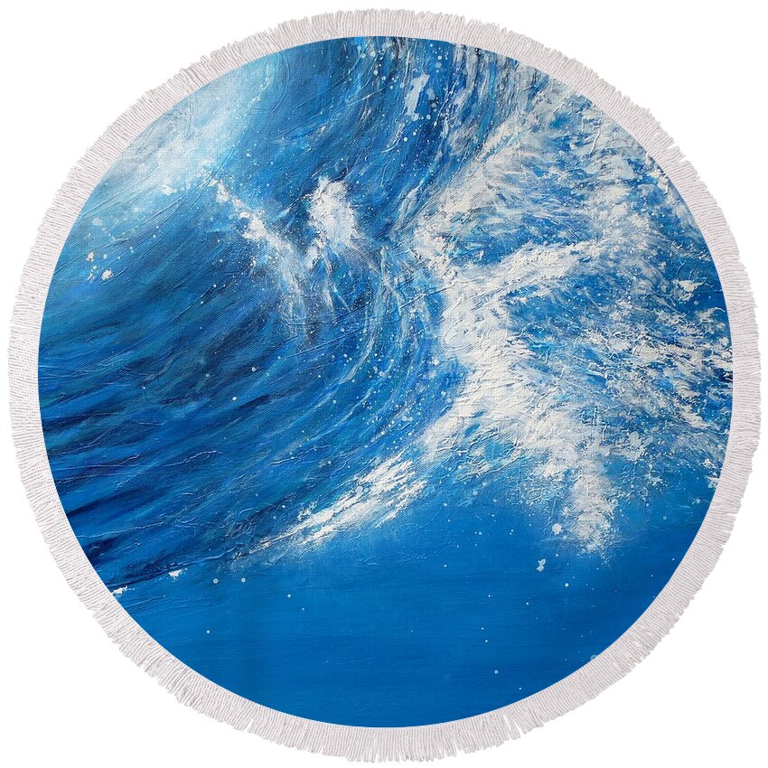 Ocean Round Beach Towel featuring the painting Fluidity by Jackie Sherwood