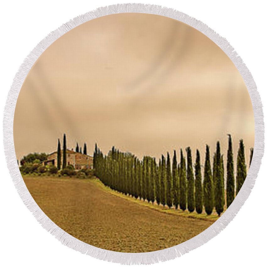 Italy Round Beach Towel featuring the photograph Follow Me Home by Fred Greco