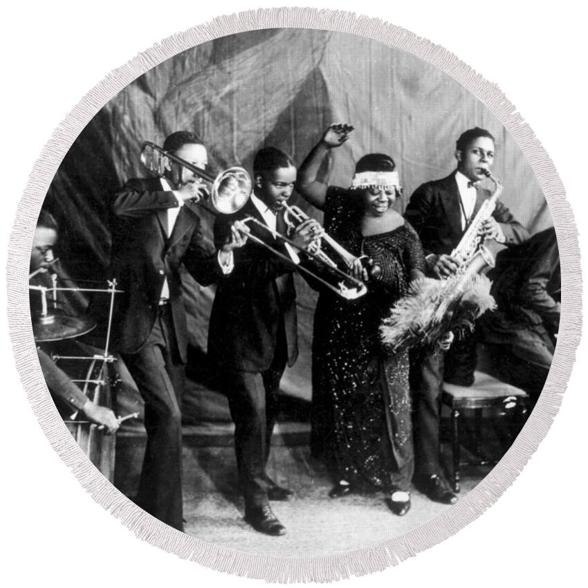 Horn Round Beach Towel featuring the photograph Gertrude Ma Rainey And Her Georgia Jazz Band In Chicago In 1923 by Unknown