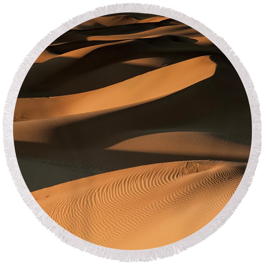 Desert Round Beach Towel featuring the photograph Golden Dunes by Jennifer Magallon