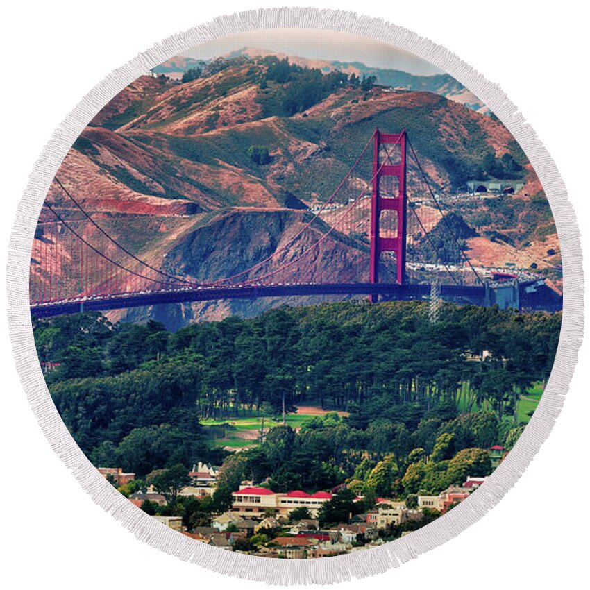 Twin Peaks Round Beach Towel featuring the photograph Golden Gate From Twin Peaks by Doug Sturgess