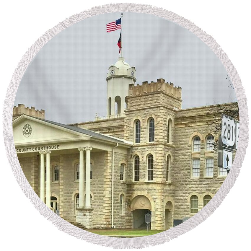 Hamilton Round Beach Towel featuring the photograph Hamilton Texas Courthouse by Janette Boyd