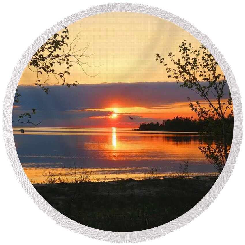 Lake Michigan. Sunset Round Beach Towel featuring the photograph Headlands Sunset by Keith Stokes