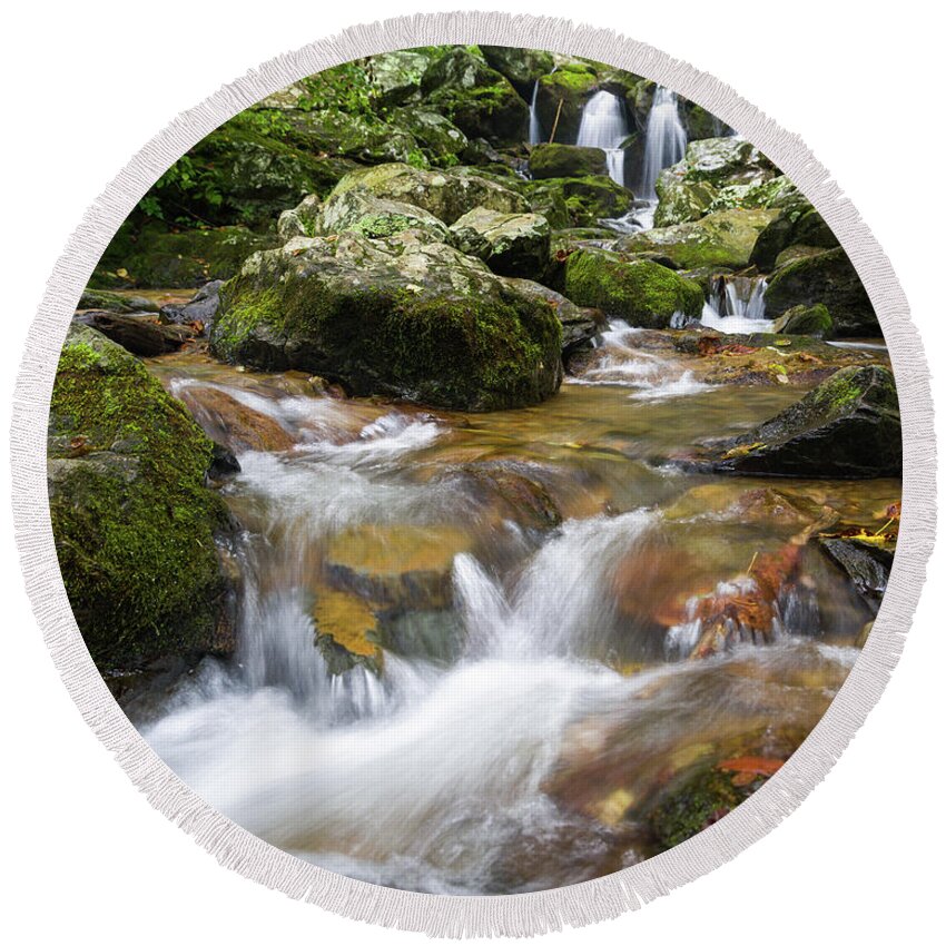 Waterfall Round Beach Towel featuring the photograph Hogcamp Branch Falls I by William Dickman