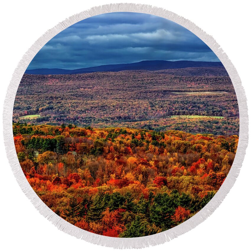 Autumn Round Beach Towel featuring the photograph Hudson Valley NY Autumn by Susan Candelario