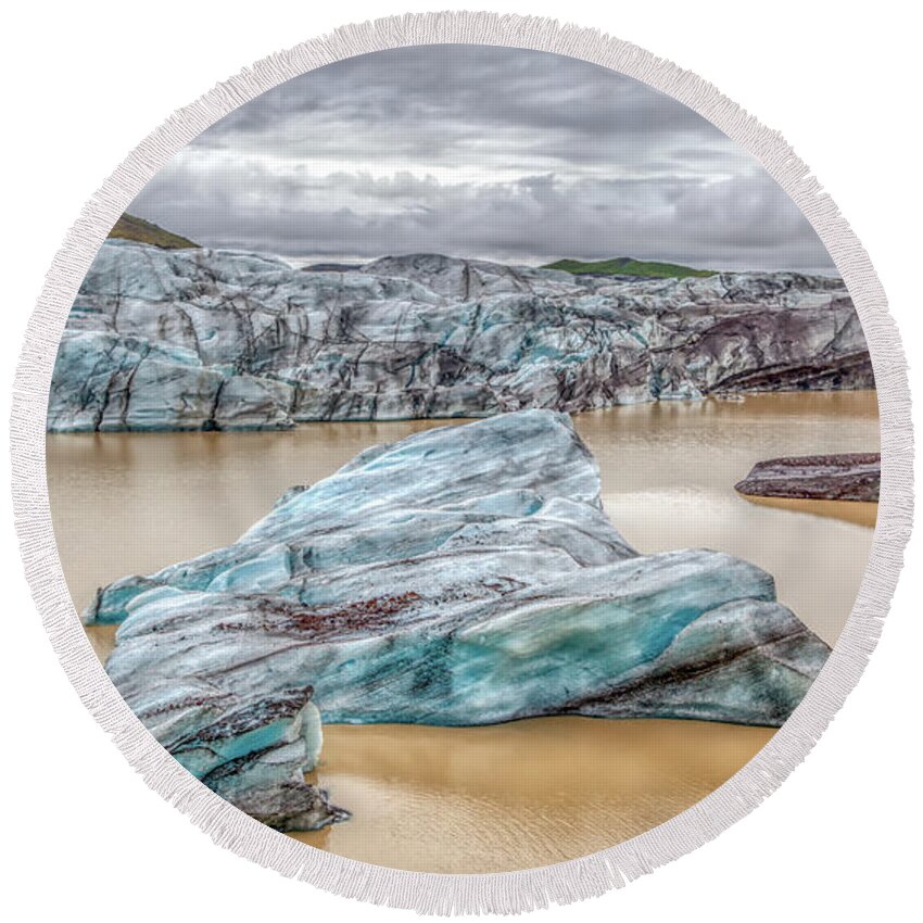 Iceberg Round Beach Towel featuring the photograph Iceberg of Iceland by David Letts
