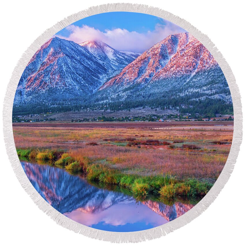 Landscape Round Beach Towel featuring the photograph Job's Peak Reflection by Marc Crumpler