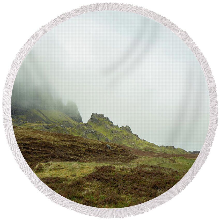 Quiraing Round Beach Towel featuring the photograph Journey to the Quiraing by Amy Lyon Smith