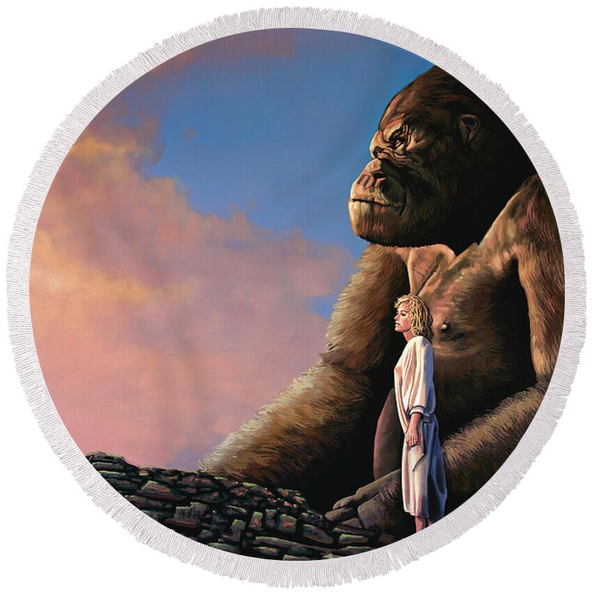 King Kong Round Beach Towel featuring the painting King Kong Painting by Paul Meijering