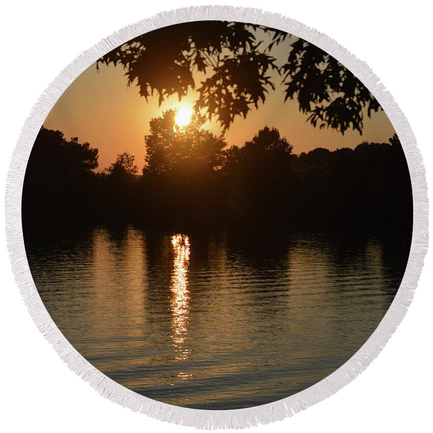 Beautiful Round Beach Towel featuring the photograph Lake Oconee Sunset by Aicy Karbstein