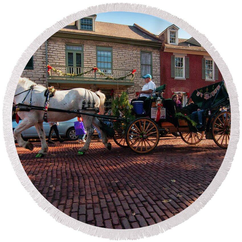Missouri Round Beach Towel featuring the photograph Main Street Carriage by Steve Stuller