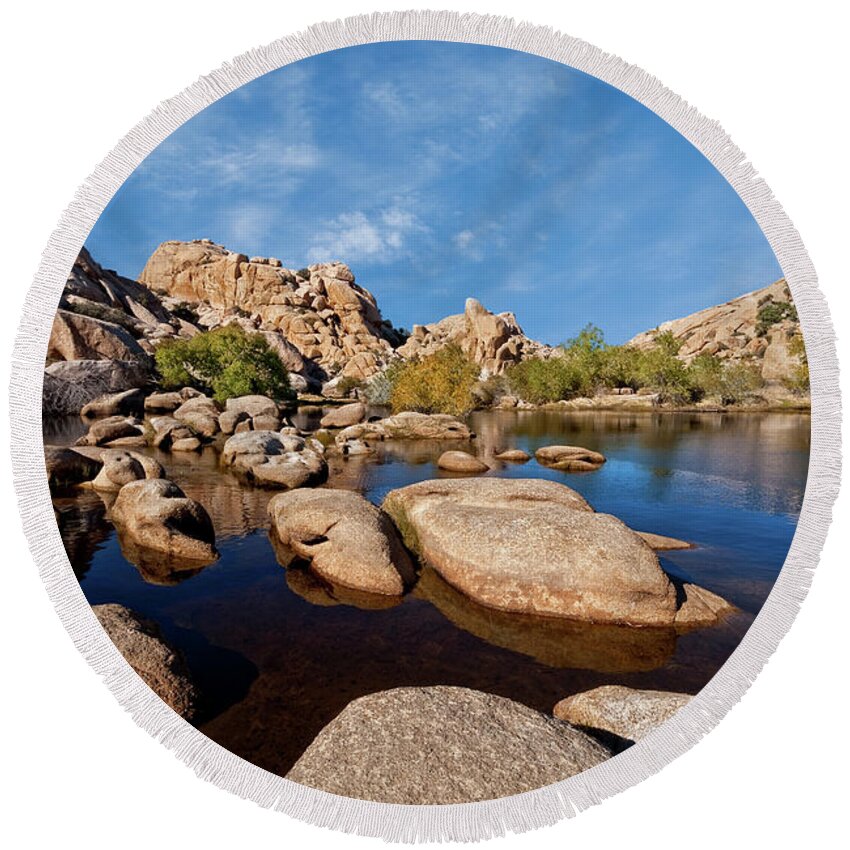 Arid Climate Round Beach Towel featuring the photograph Mojave Desert Oasis by Jeff Goulden