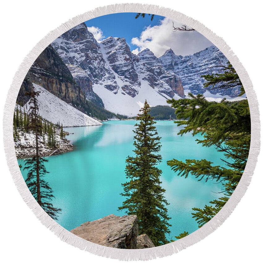 Alberta Round Beach Towel featuring the photograph Moraine Lake Viewpoint by Inge Johnsson