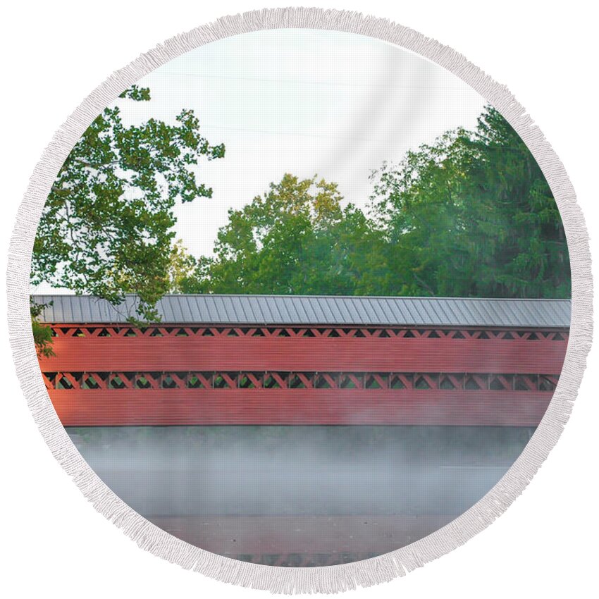 Morning Round Beach Towel featuring the photograph Morning on Swamp Creek - Sachs Covered Bridge - Gettysburg by Bill Cannon
