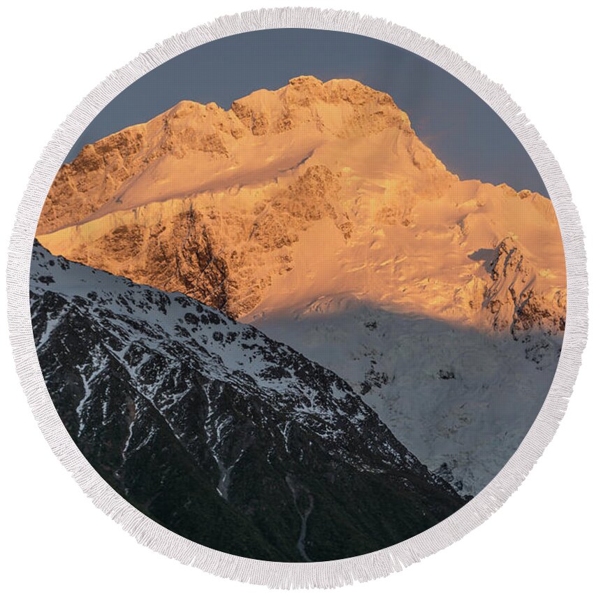 Mount Cook Round Beach Towel featuring the photograph Mount Sefton sunrise by Mark Hunter