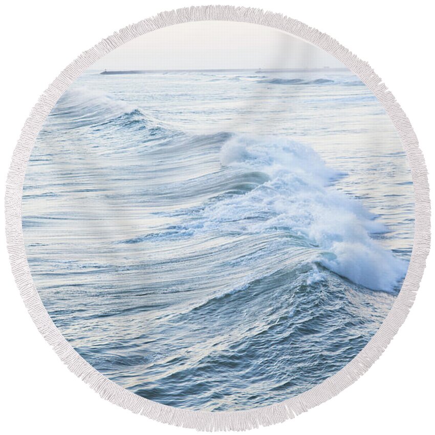 Surfer Round Beach Towel featuring the photograph Oceanside California Big Wave Surfing 62 by Catherine Walters