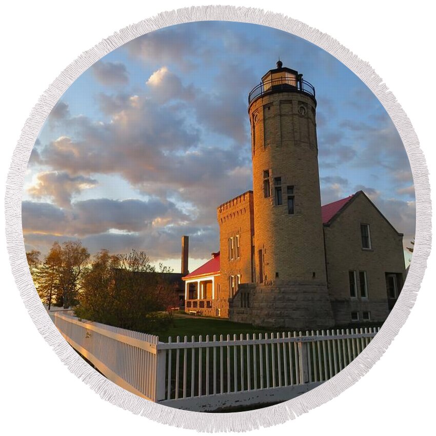 Michigan Round Beach Towel featuring the photograph Old Mackinac Point Lighthouse Sunrise by Keith Stokes