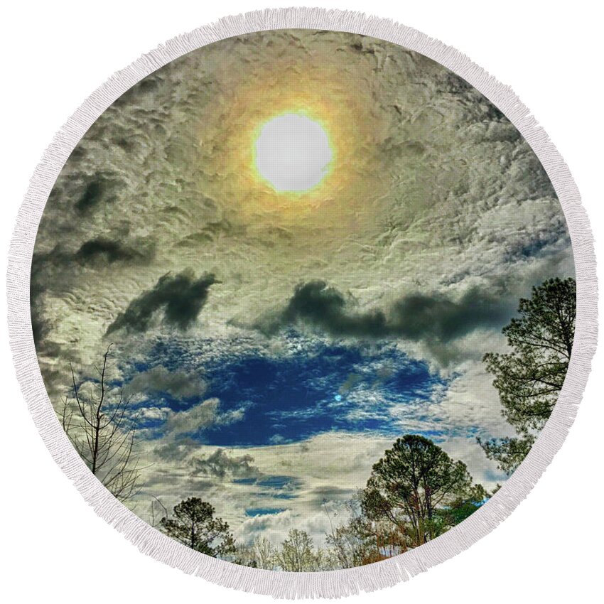 Sunrise Round Beach Towel featuring the photograph Ominous Skies by Michael Frank