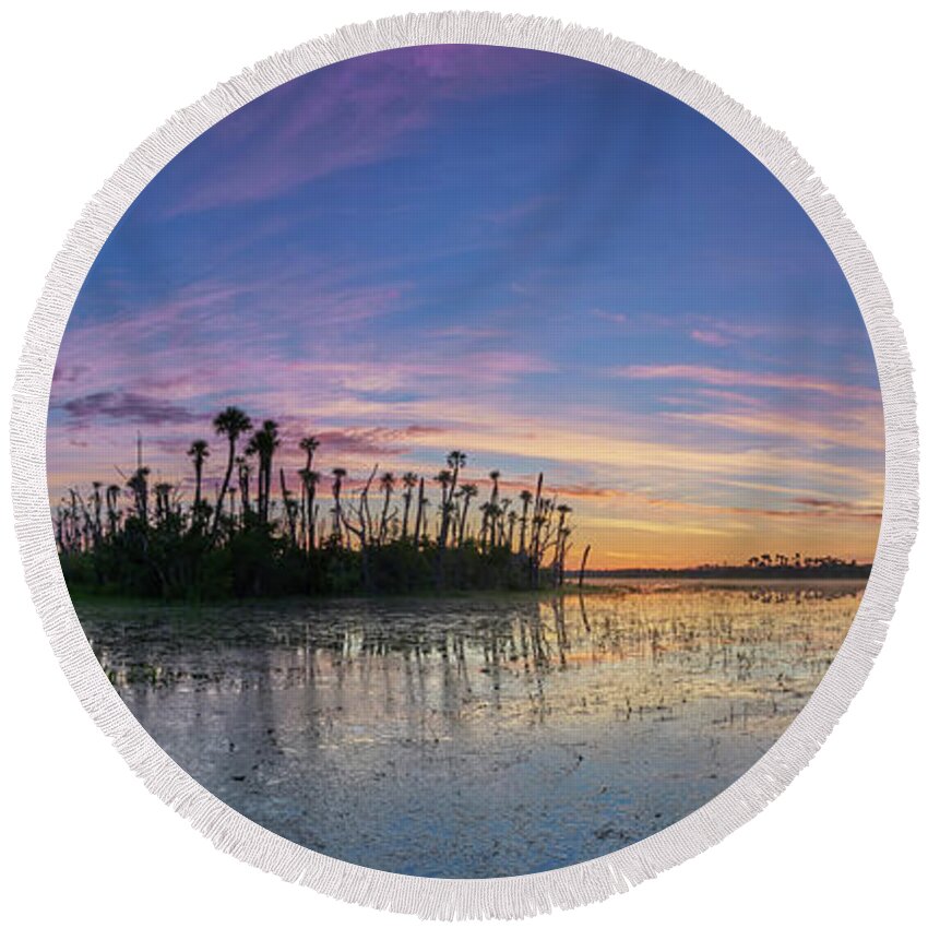 Usa Round Beach Towel featuring the photograph Panoramic Sunrise by Brian Kamprath