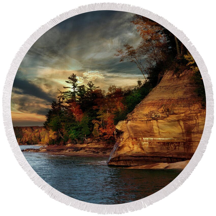 Evie Round Beach Towel featuring the photograph Pictured Rocks National Park by Evie Carrier
