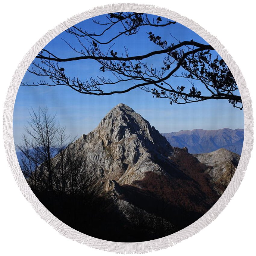 Paesaggio Round Beach Towel featuring the photograph Pizzo D'uccello Alpi Apuane by Simone Lucchesi