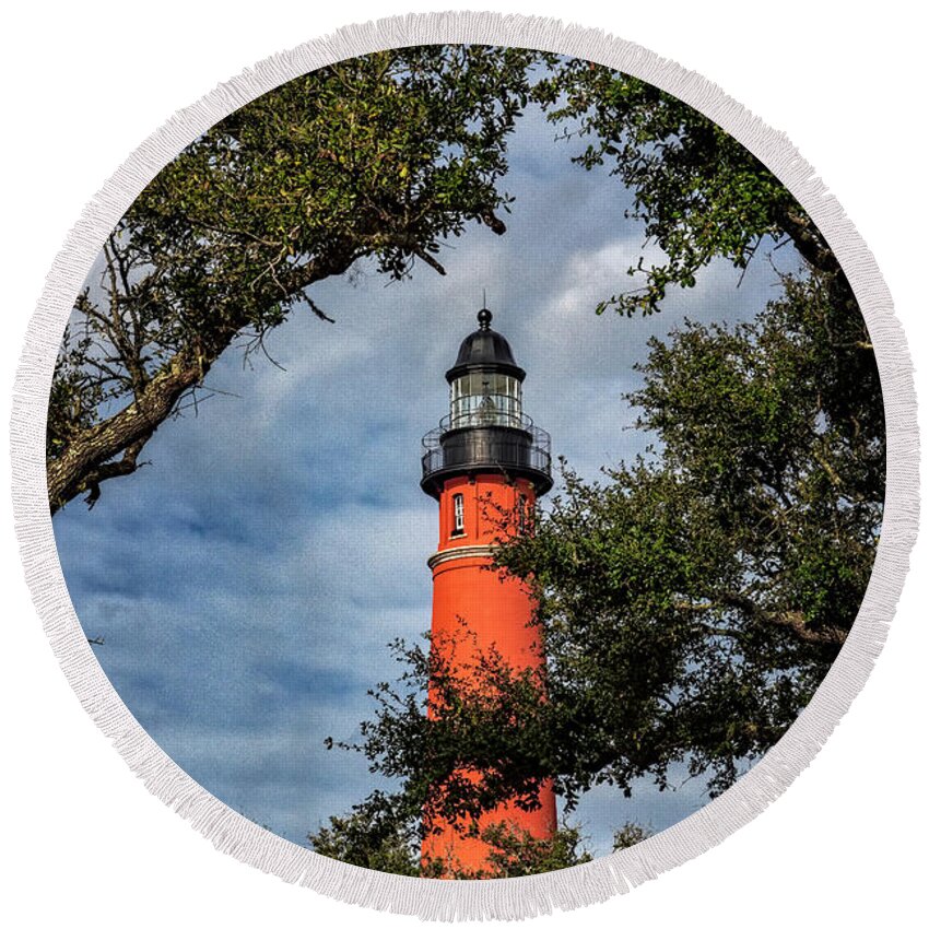 Barberville Roadside Yard Art And Produce Round Beach Towel featuring the photograph Ponce Inlet Lighthouse by Tom Singleton