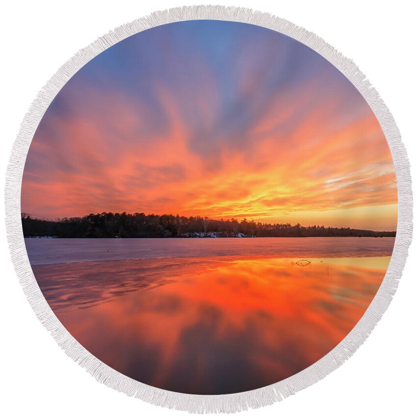 Horn Pond Round Beach Towel featuring the photograph Pond Ablaze by Rob Davies