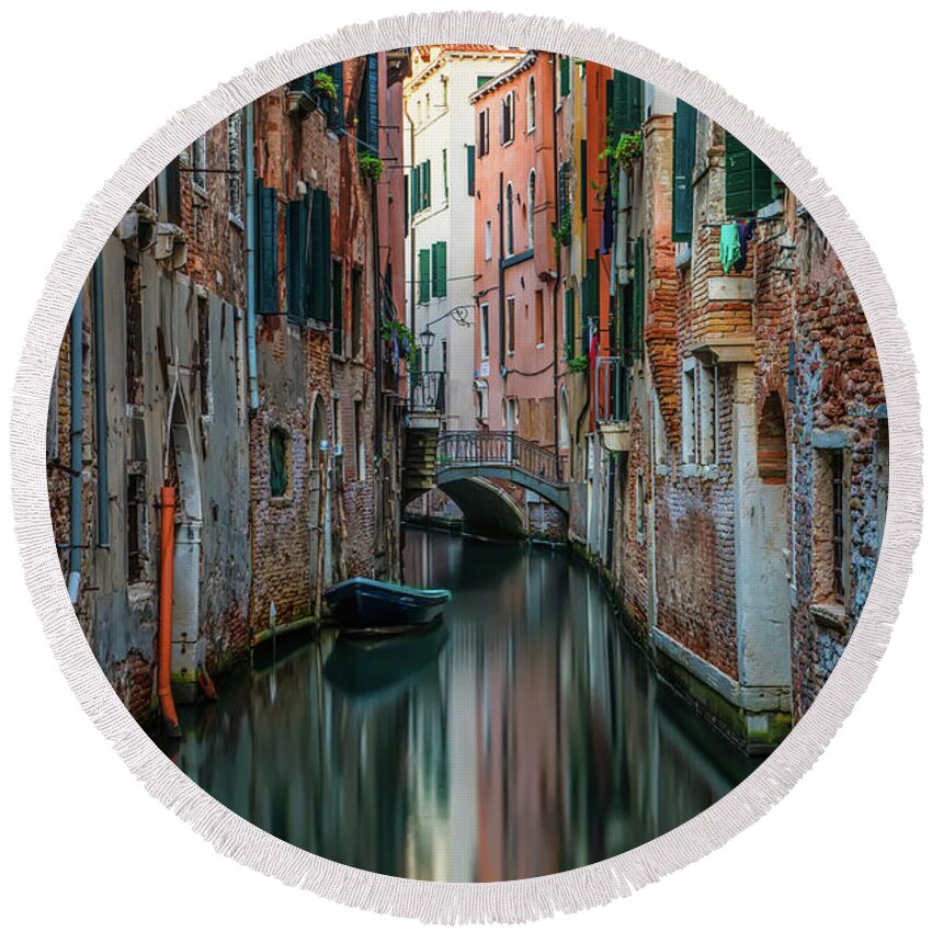 Venice Round Beach Towel featuring the photograph Postcard from Venice - canals by Jaroslaw Blaminsky