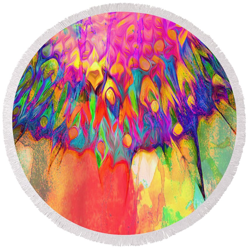 Daisy Round Beach Towel featuring the digital art Psychedelic Daisy by Cindy Greenstein