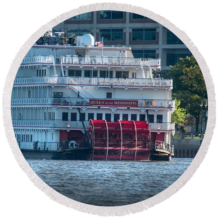 Steam Boat Round Beach Towel featuring the photograph Queen Of The Mississippi 2 by Phil S Addis