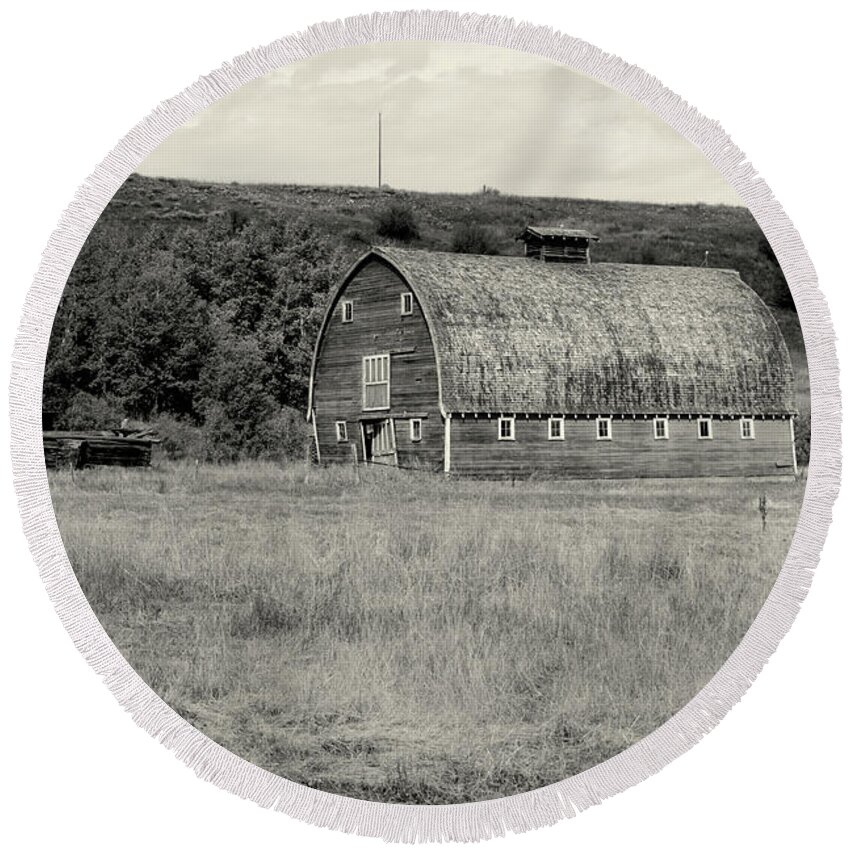Barn Round Beach Towel featuring the photograph Red Lodge MT Barn Black and white by Cathy Anderson