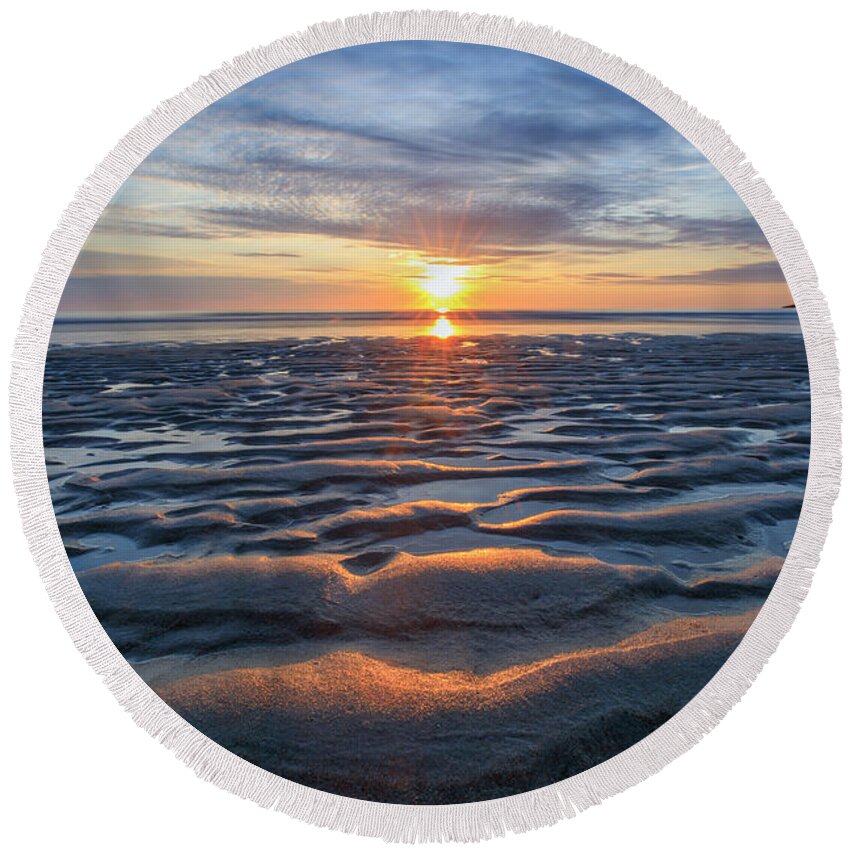 Sand Round Beach Towel featuring the photograph Rippled by Rob Davies
