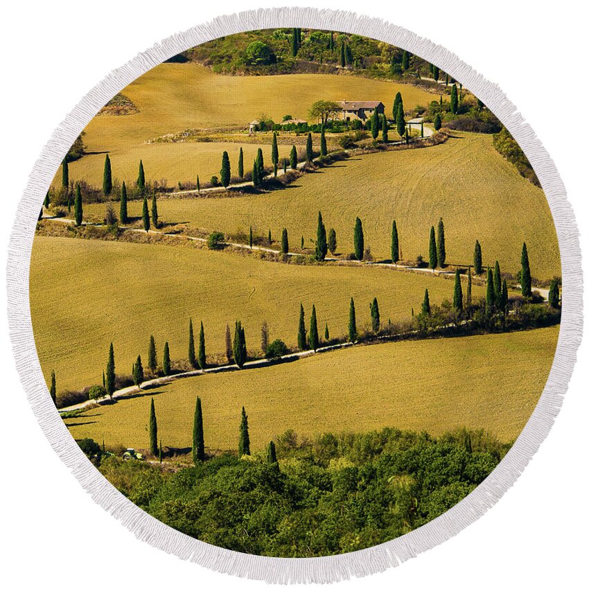 Italy Round Beach Towel featuring the photograph The Road Home by Fred Greco