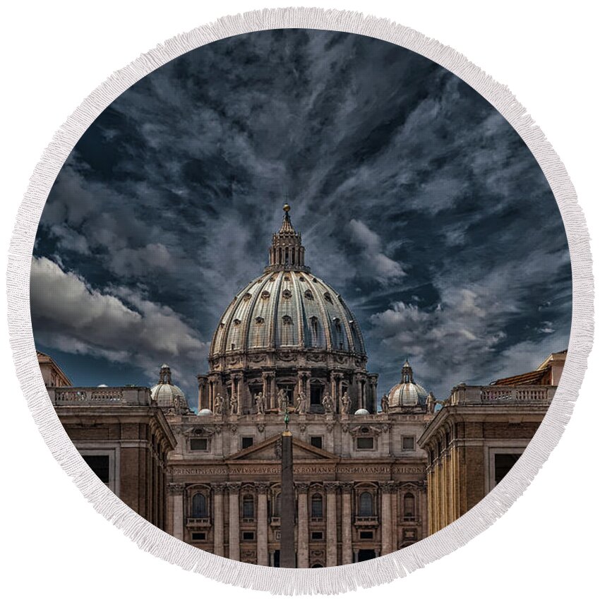 Architecture Round Beach Towel featuring the photograph Saint Peters Square by Darryl Brooks