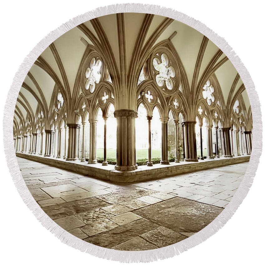 Salisbury Cathedral Round Beach Towel featuring the photograph Salisbury Cathedral Cloisters by Terri Waters