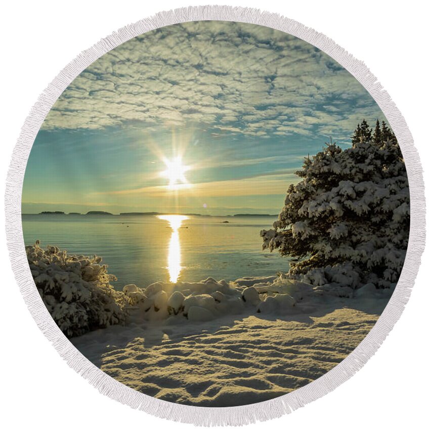 First Winter Snow In Maine And I Happened To Be There Visiting. My 1st Visit In Maine And It Was Very Rewarding. This Was My Morning Backyard In The Cabin. Round Beach Towel featuring the photograph Snowy Sunrise by George Kenhan