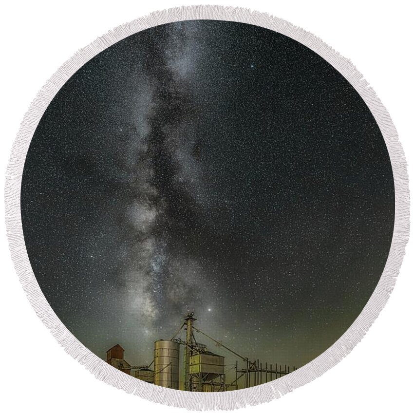 Milky Way Round Beach Towel featuring the photograph Star Seed 2 by James Clinich