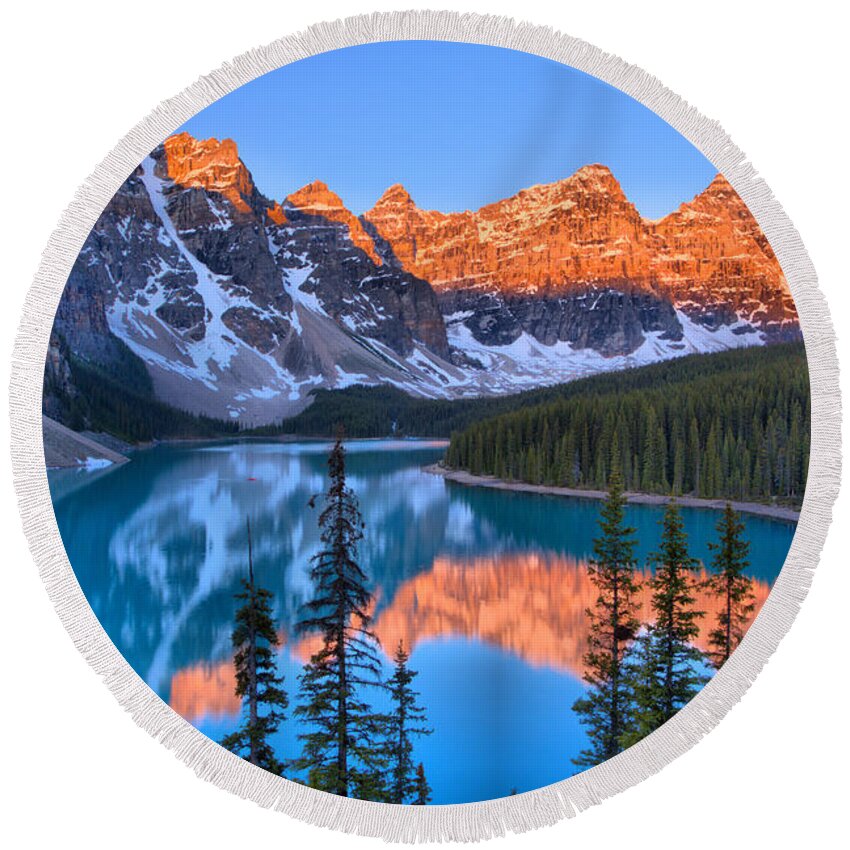 Moraine Lake Round Beach Towel featuring the photograph Sunrise Spectacular At Moraine Lake 2019 by Adam Jewell