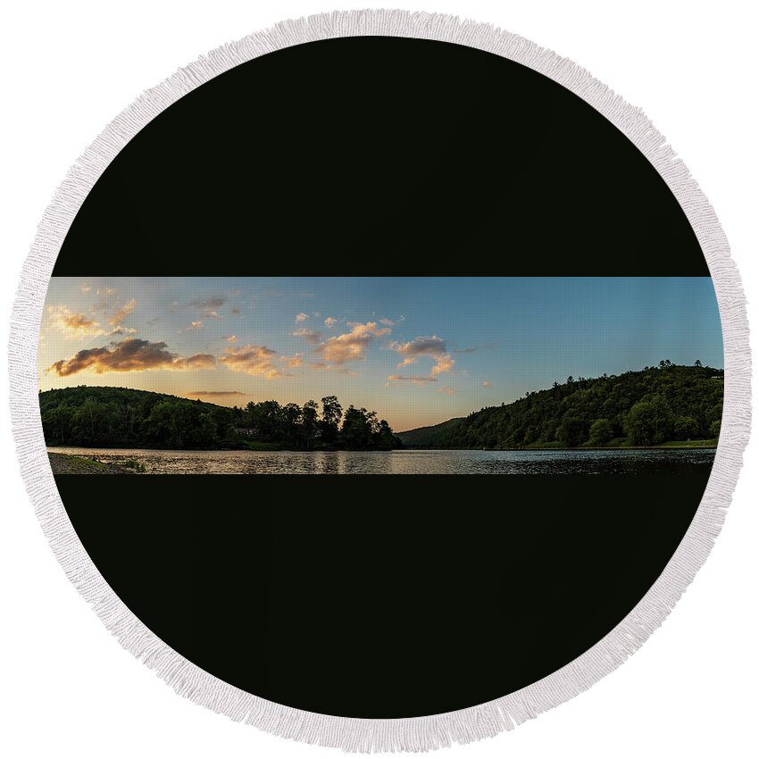 River Round Beach Towel featuring the photograph Landscape Photography - Delaware River Sunset by Amelia Pearn