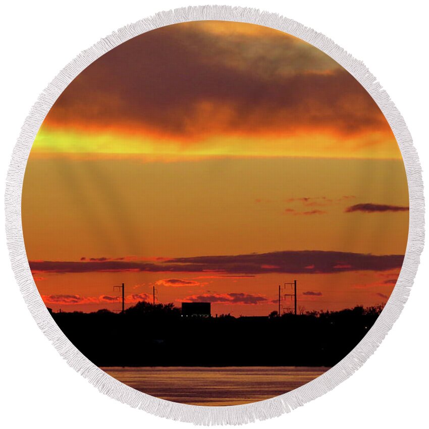 Sunsets Round Beach Towel featuring the photograph Sunset on the Delaware No. Three by Linda Stern