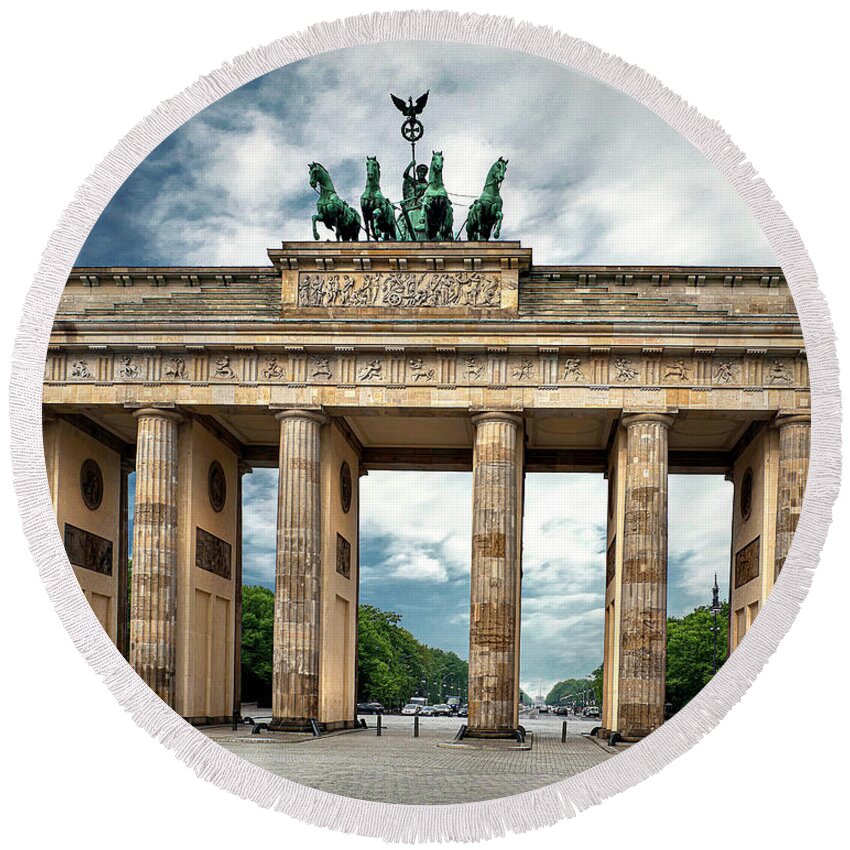 Endre Round Beach Towel featuring the photograph The Brandenburg Gate by Endre Balogh