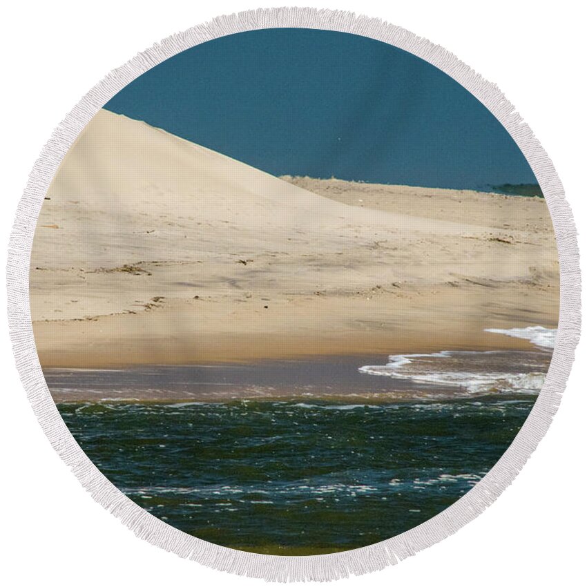 Long Island Round Beach Towel featuring the photograph The Dune by Cathy Kovarik