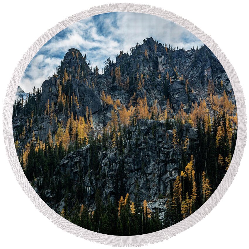 Enchantments Round Beach Towel featuring the photograph The Enchantments - Larches by Pelo Blanco Photo