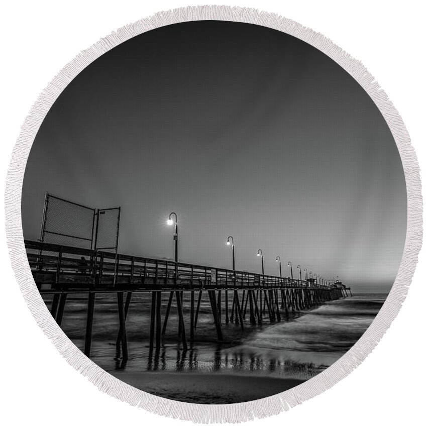 B&w Round Beach Towel featuring the photograph The Pier by Bill Chizek