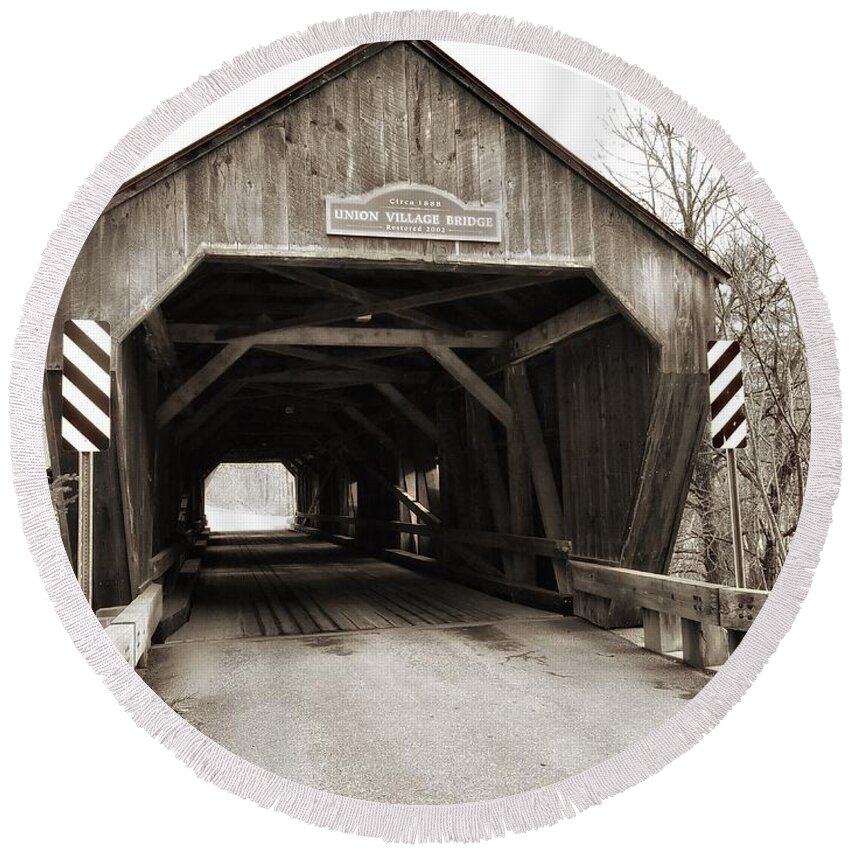 Covered Bridge Round Beach Towel featuring the photograph Union Village Covered Bridge by Mary Capriole