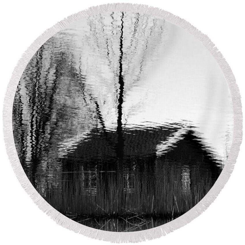 Black And White Round Beach Towel featuring the photograph Water-ink house by Luc Van de Steeg
